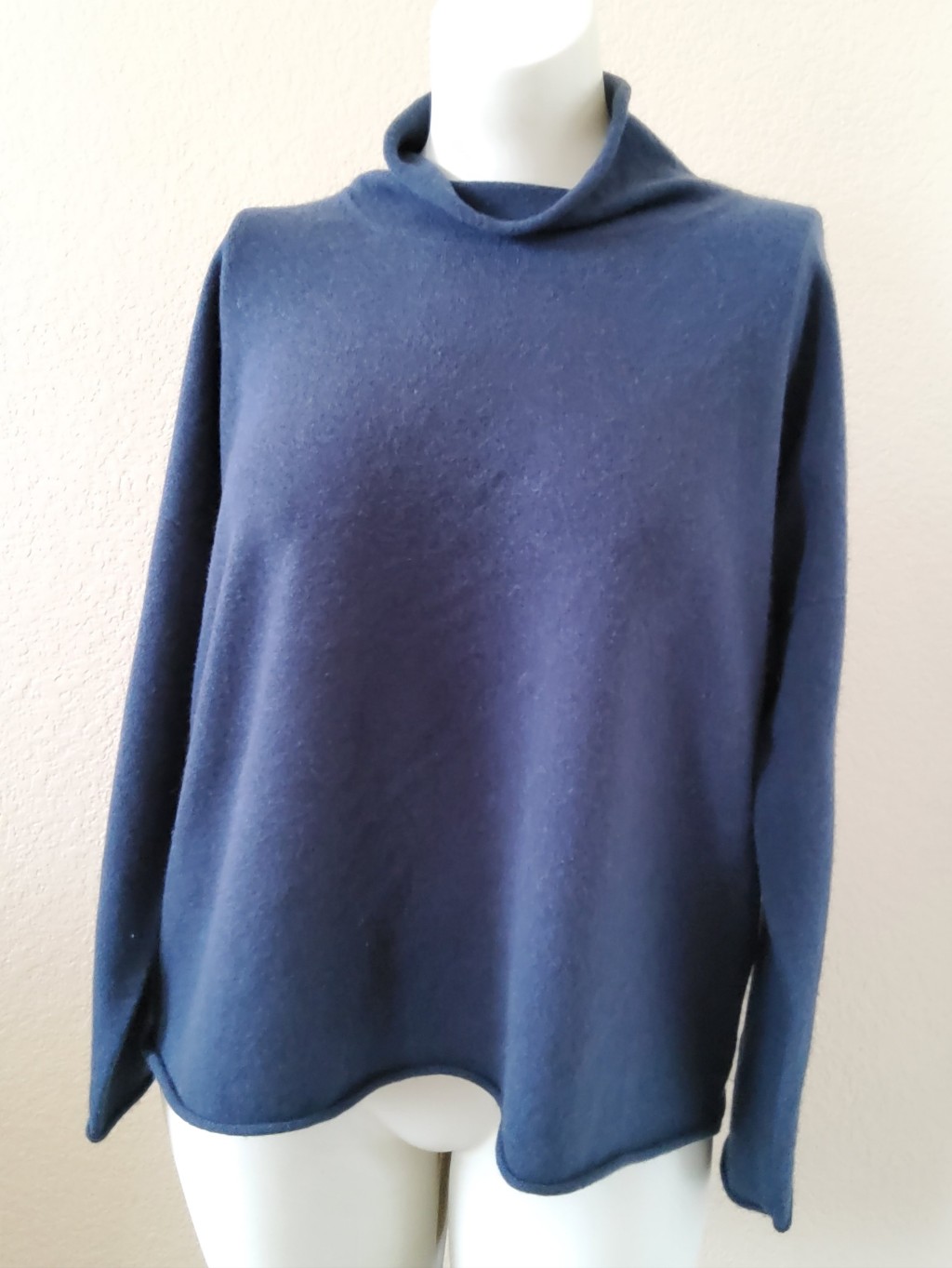 Euc Eileen Fisher Cashmere Mock Neck Sweater Navy L